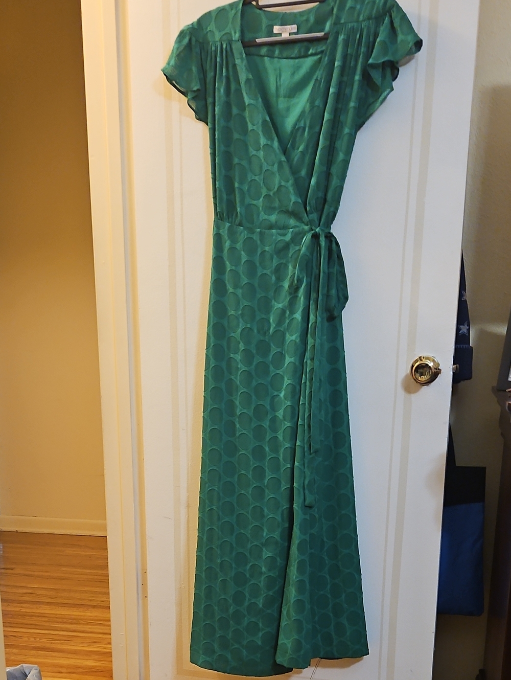 New York & Company Emerald Green Wrap Maxi Dress with Subtle Dot Texture, Sz L